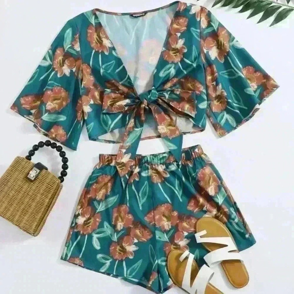 N/A Tops - Hawaiian Shirt Wrap Set